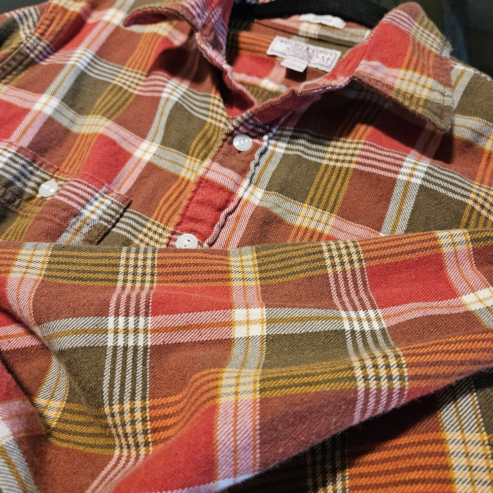 Wallace & Barnes Classic Fit Flannel Shirt Medium